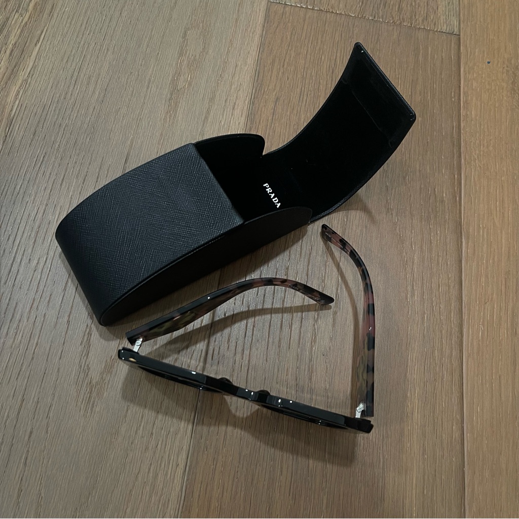 [Authentic] Prada Sunglasses